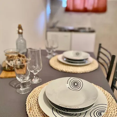 Helen Apartment